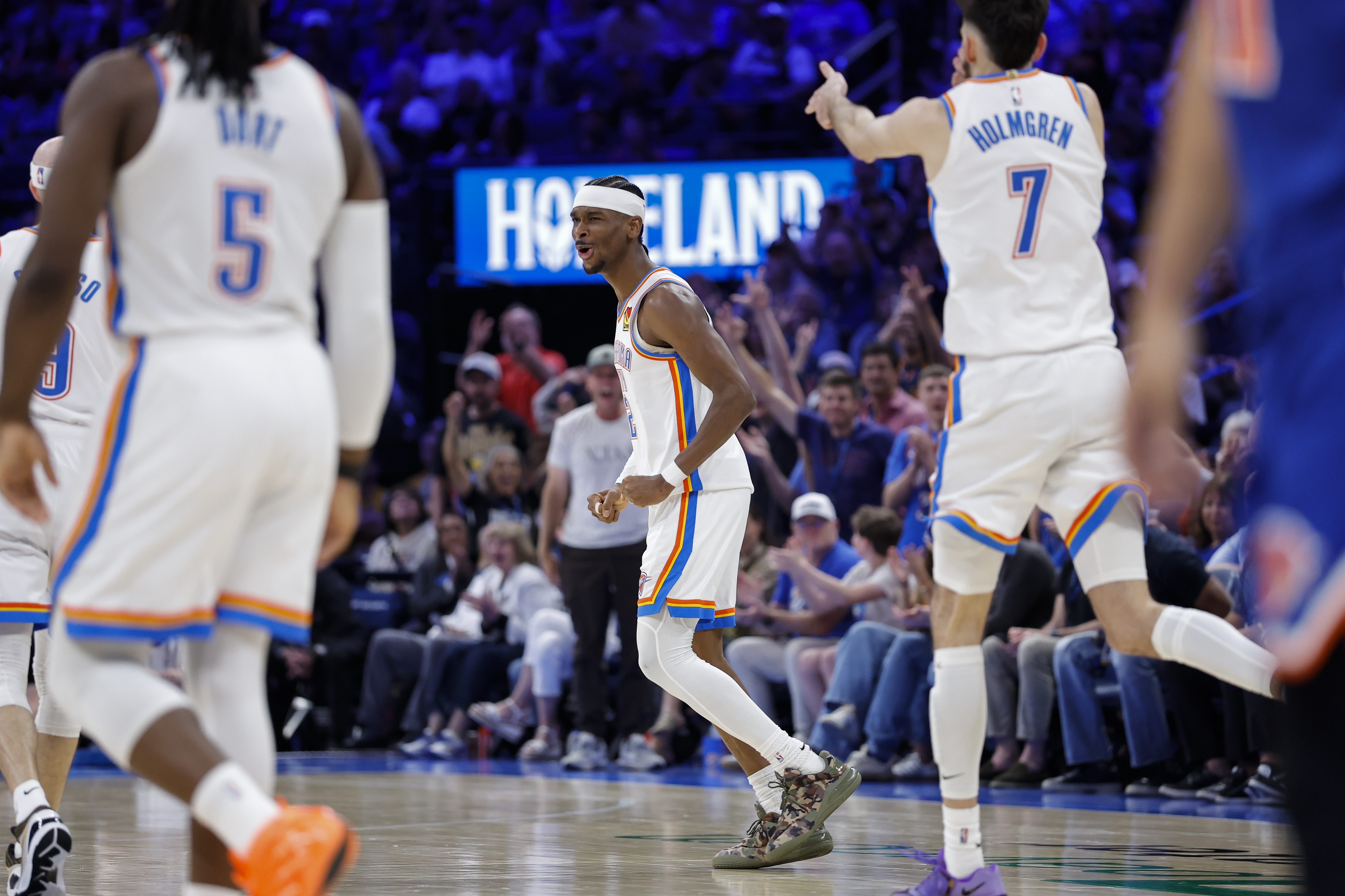曾令旭评雷霆背靠背全主力横扫洛城 称其强得离谱可怕