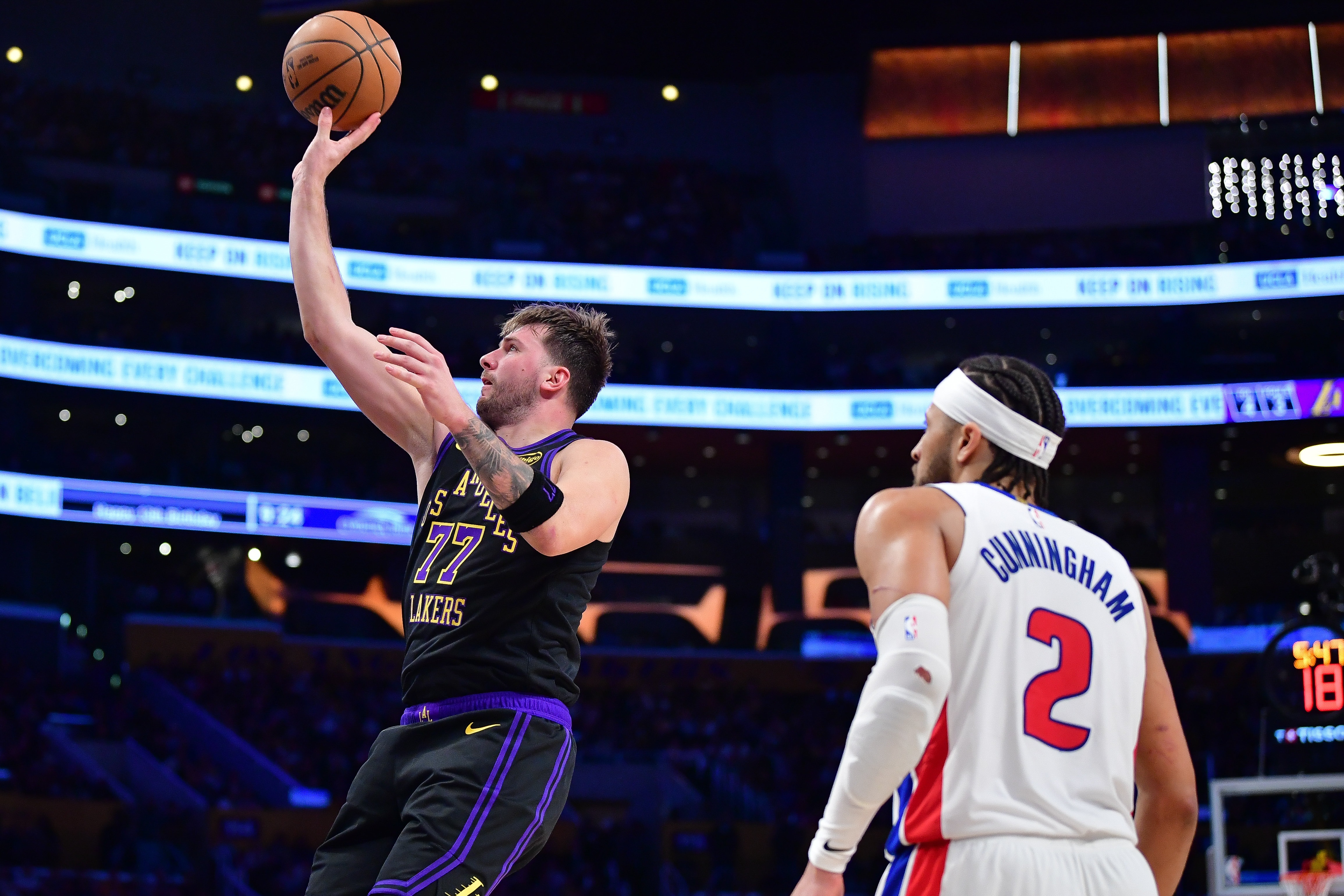 NBA裁定东契奇坎宁安申诉成功 阿里纳斯力挺评奖规则灵活性 NBA裁定东契奇坎宁安申诉成功 阿里纳斯力挺评奖规则灵活性