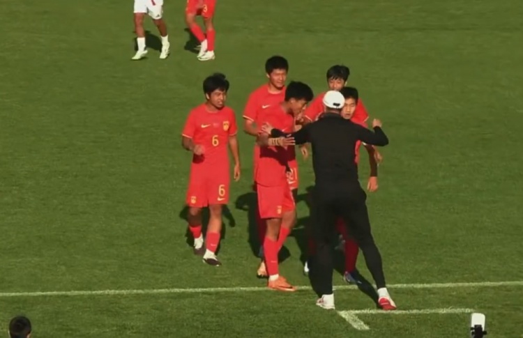 B费第19助卡塞米罗舍什科破门 曼联2-1布伦特福德距欧冠区11分
