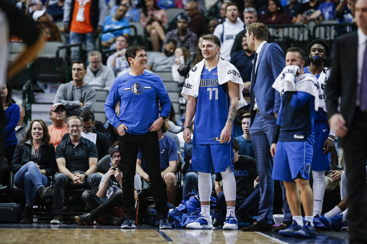 库班:现在NBA老板只想做生意 绝杀球没人冲进场 库班:现在NBA老板只想做生意 绝杀球没人冲进场