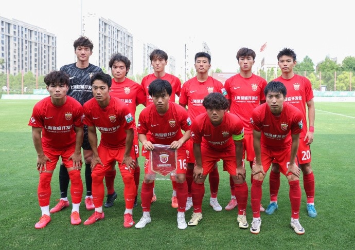 王逸伟贴地斩定胜局，上海海港富盛经开1-0兰州陇原竞技