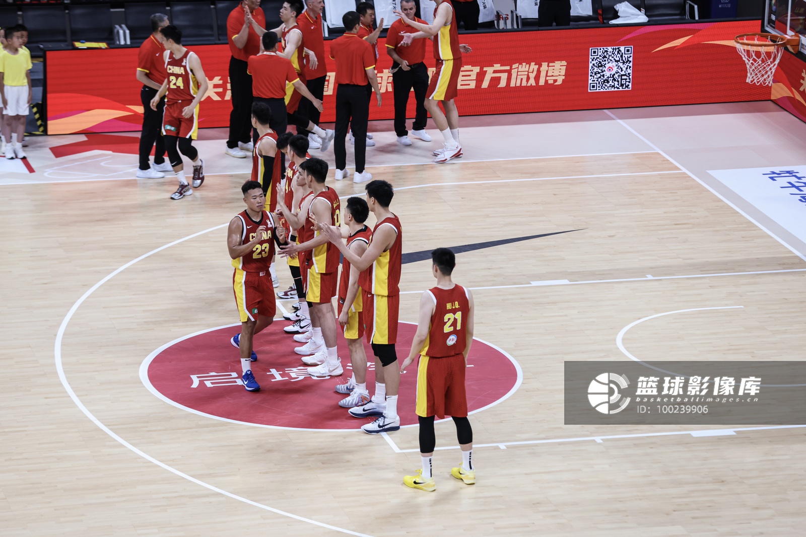 18年轮回:从奥运八强到主场惨败日本19分,中国男篮的体系崩塌