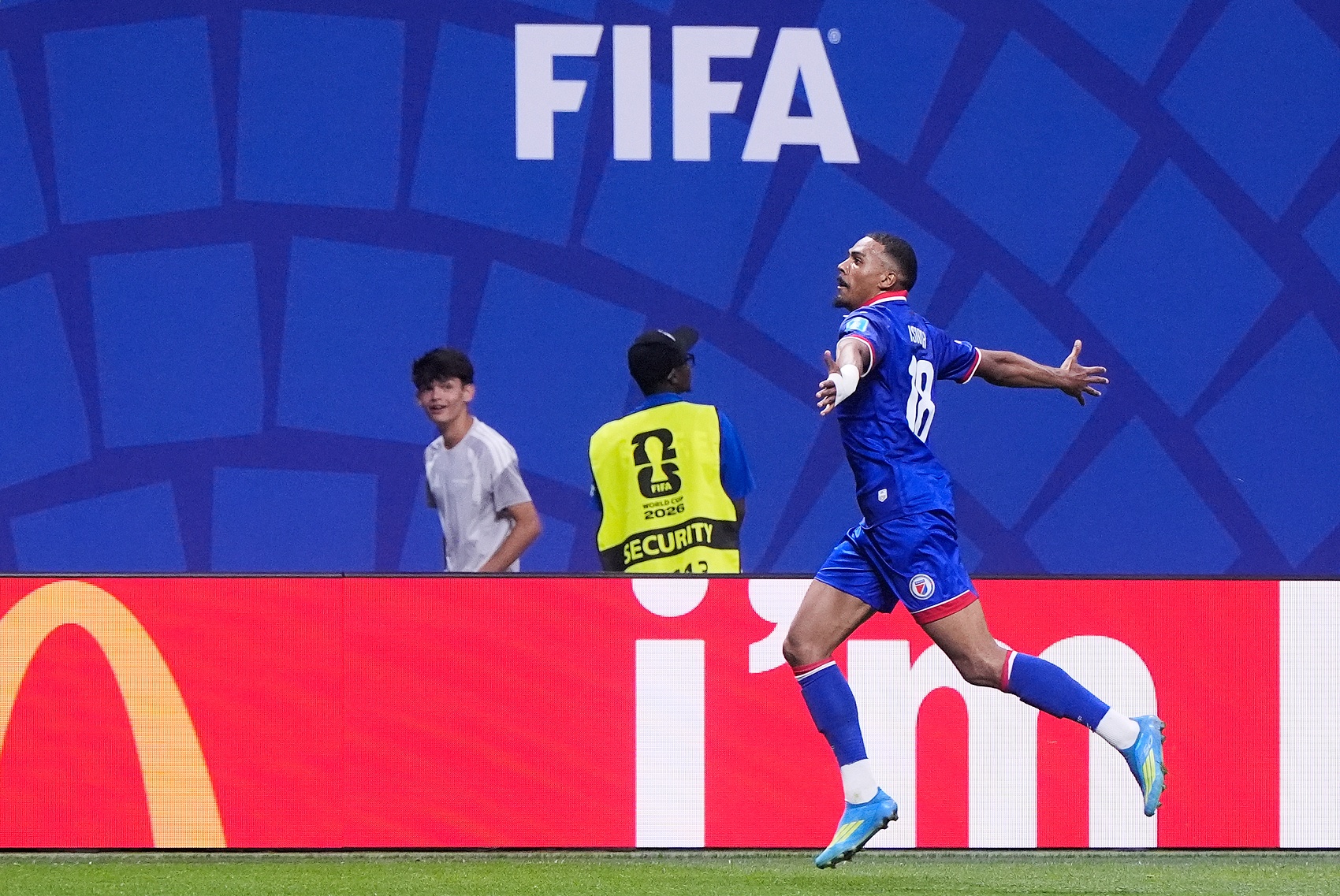 FIFA官方公布世界杯最佳进球12候选:费兰决赛绝杀领衔,梅西姆巴佩在列 FIFA官方公布世界杯最佳进球12候选:费兰决赛绝杀领衔,梅西姆巴佩在列