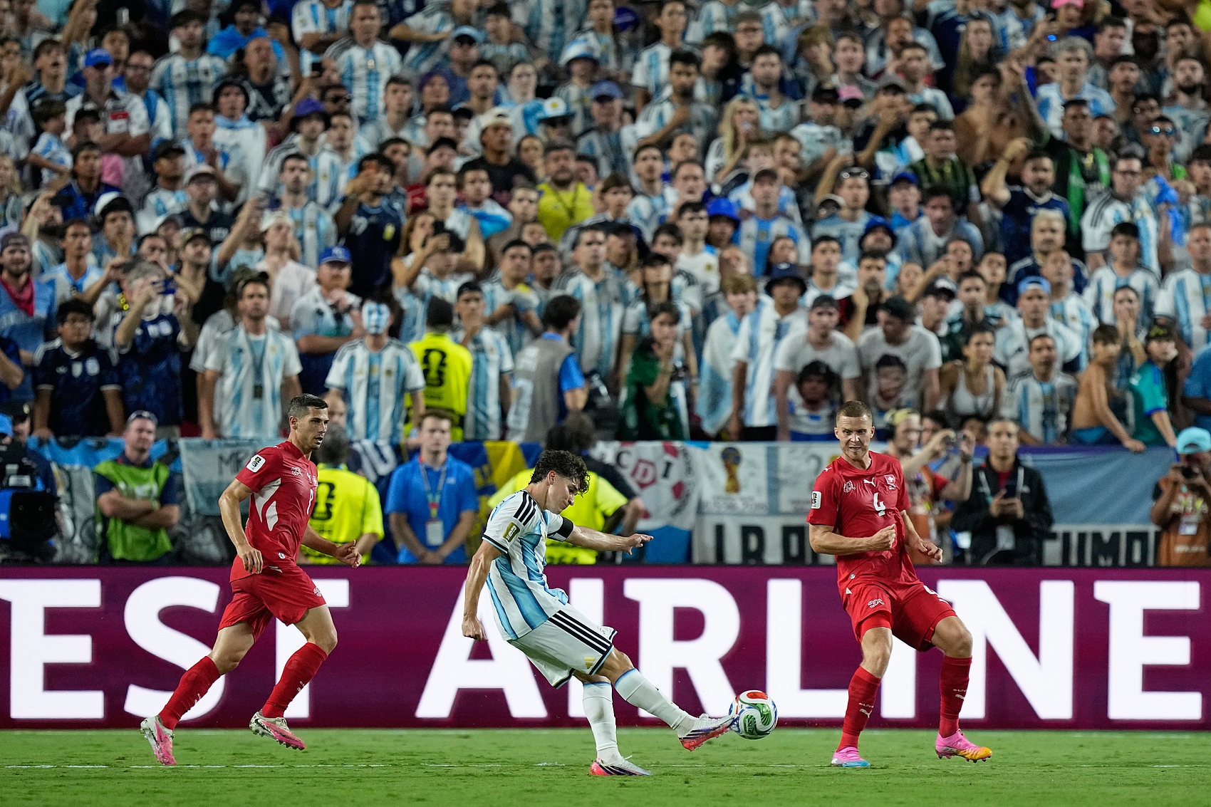 FIFA官方公布世界杯最佳进球12候选:费兰决赛绝杀领衔,梅西姆巴佩在列 FIFA官方公布世界杯最佳进球12候选:费兰决赛绝杀领衔,梅西姆巴佩在列