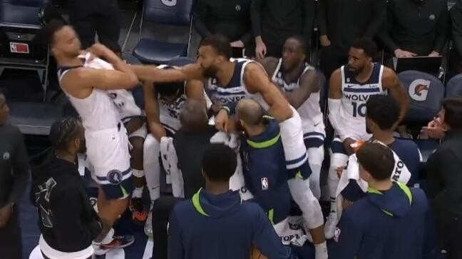 阿德巴约赌城拳击希罗 细数NBA队友反目史