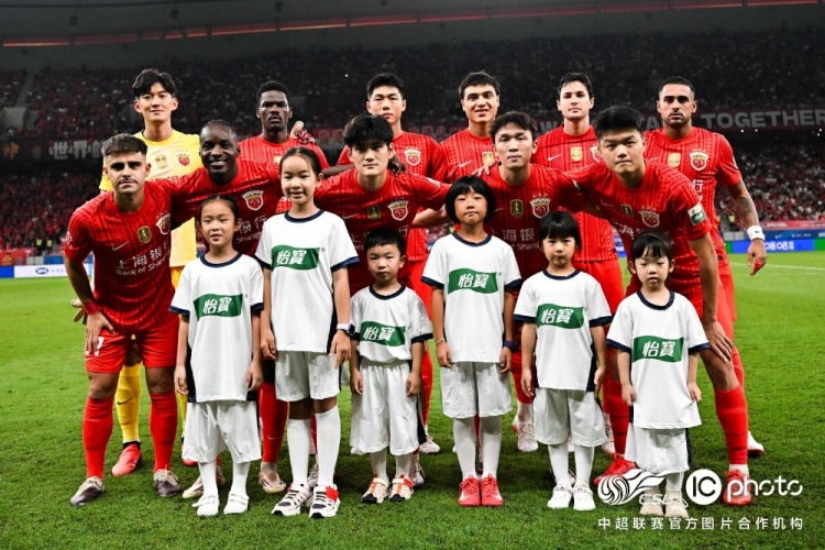 三球被吹+点球被扑 海港0-1不敌十人泰山