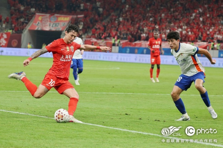 三球被吹+点球被扑 海港0-1不敌十人泰山