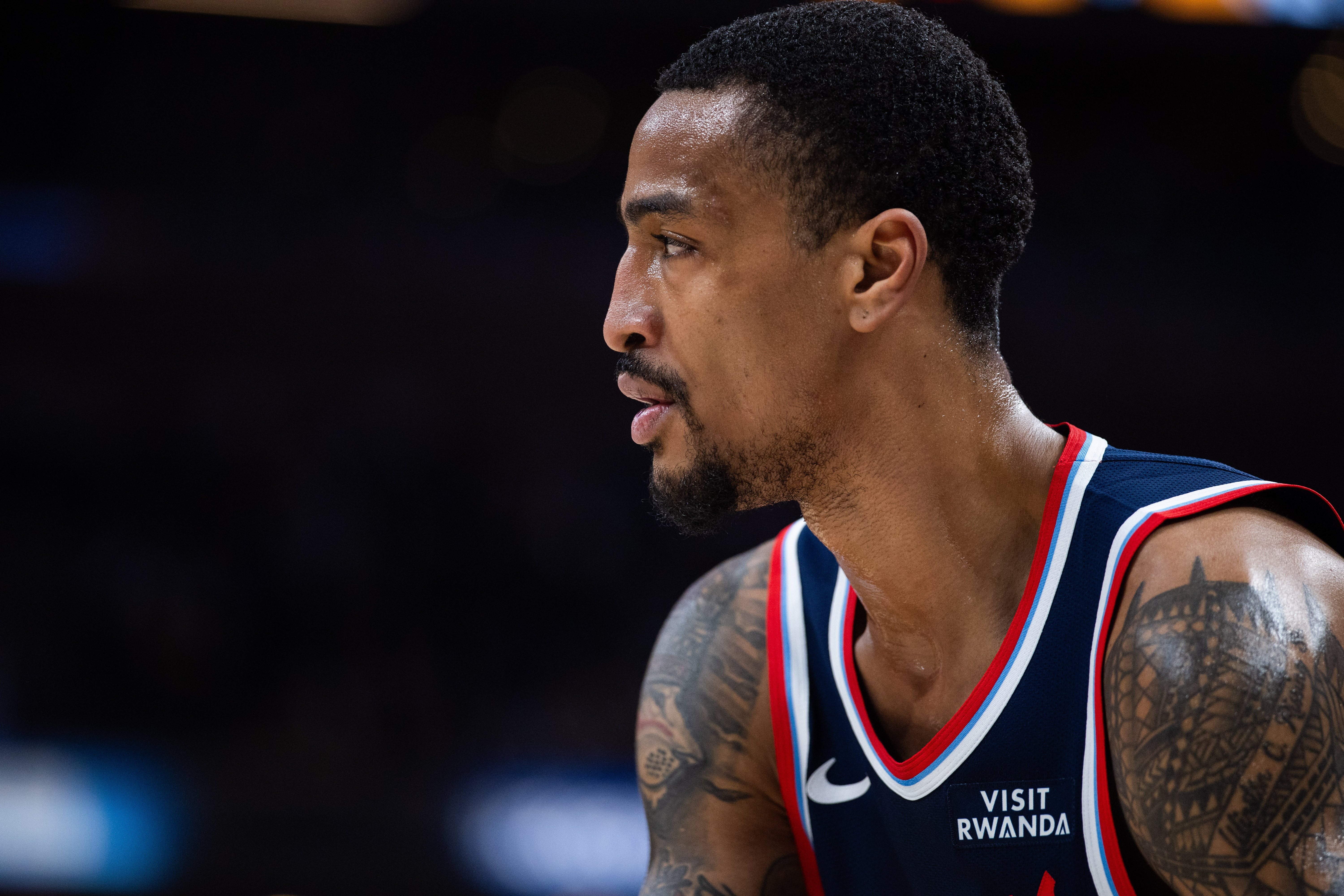 詹姆斯加盟76人跃升第5,雷霆马刺尼克斯居前三,NBA休赛期实力榜巨震 詹姆斯加盟76人跃升第5,雷霆马刺尼克斯居前三,NBA休赛期实力榜巨震