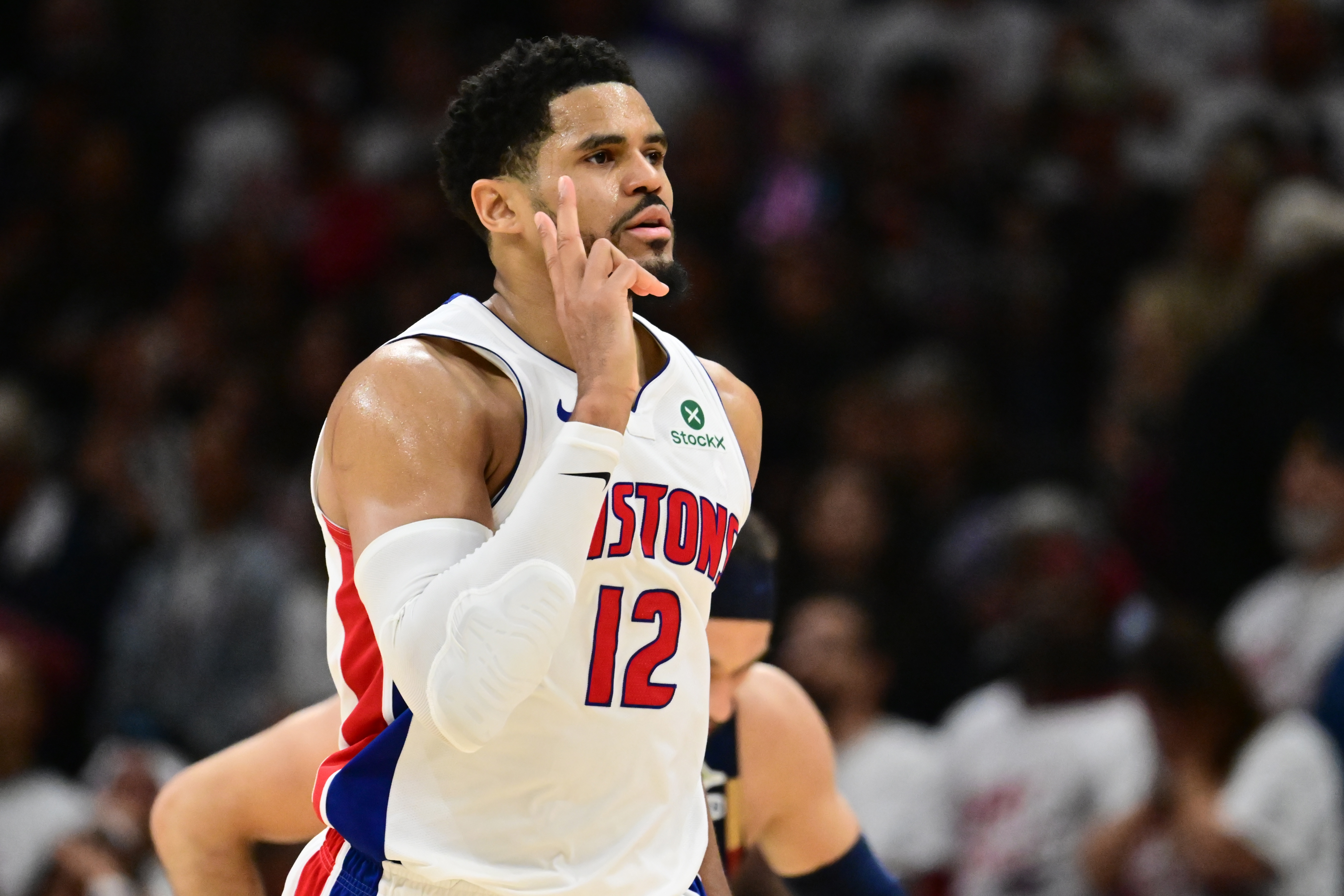 詹姆斯加盟76人跃升第5,雷霆马刺尼克斯居前三,NBA休赛期实力榜巨震 詹姆斯加盟76人跃升第5,雷霆马刺尼克斯居前三,NBA休赛期实力榜巨震