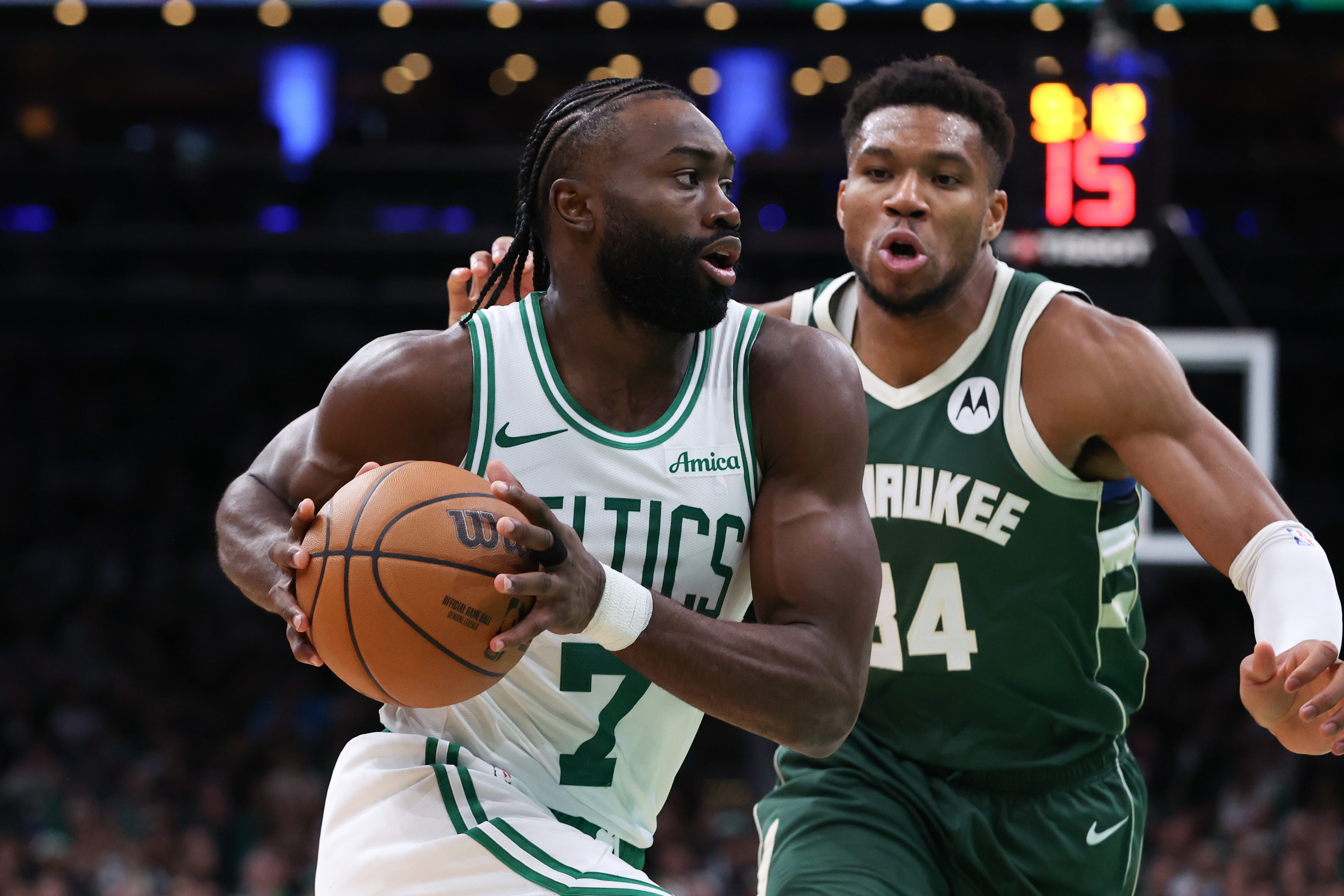 詹姆斯加盟76人跃升第5,雷霆马刺尼克斯居前三,NBA休赛期实力榜巨震