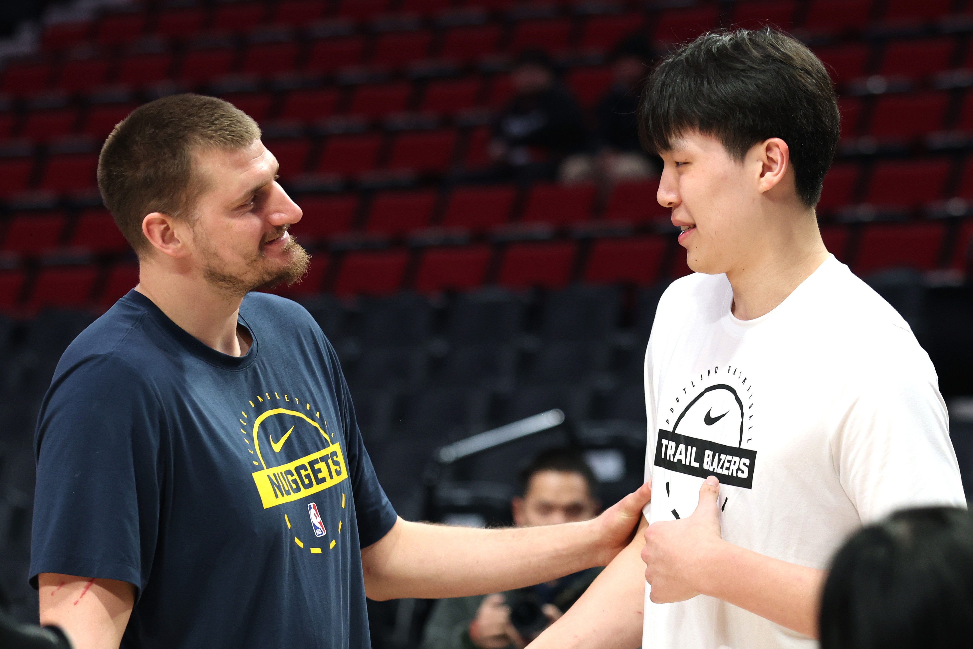 波特兰媒体:杨瀚森夏联数据提升 姚明第二季同样明显进步 波特兰媒体:杨瀚森夏联数据提升 姚明第二季同样明显进步
