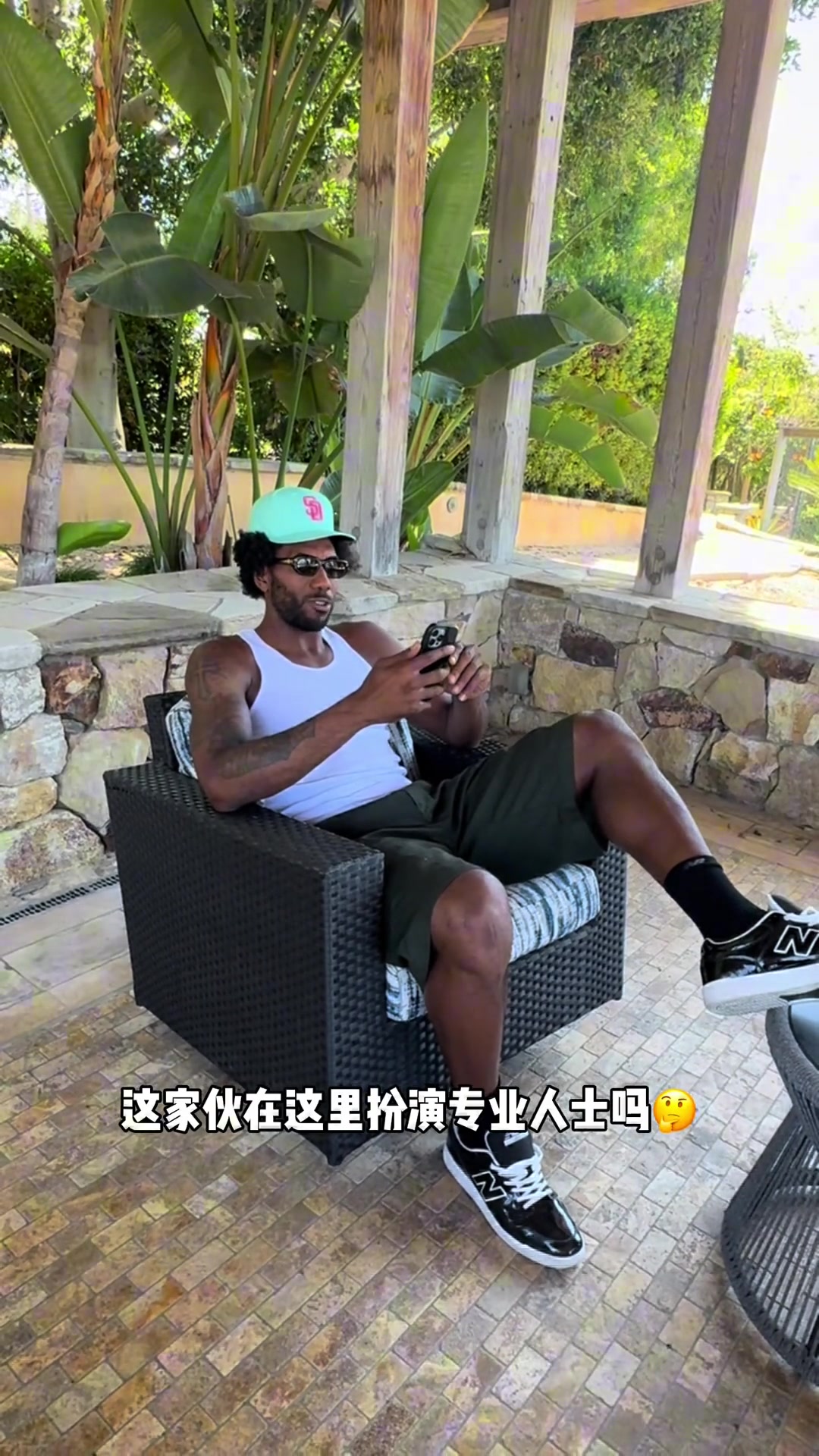 伦纳德放话百分大战:白晶在乔治头上拿60分,但在我这里过不了10分 伦纳德放话百分大战:白晶在乔治头上拿60分,但在我这里过不了10分