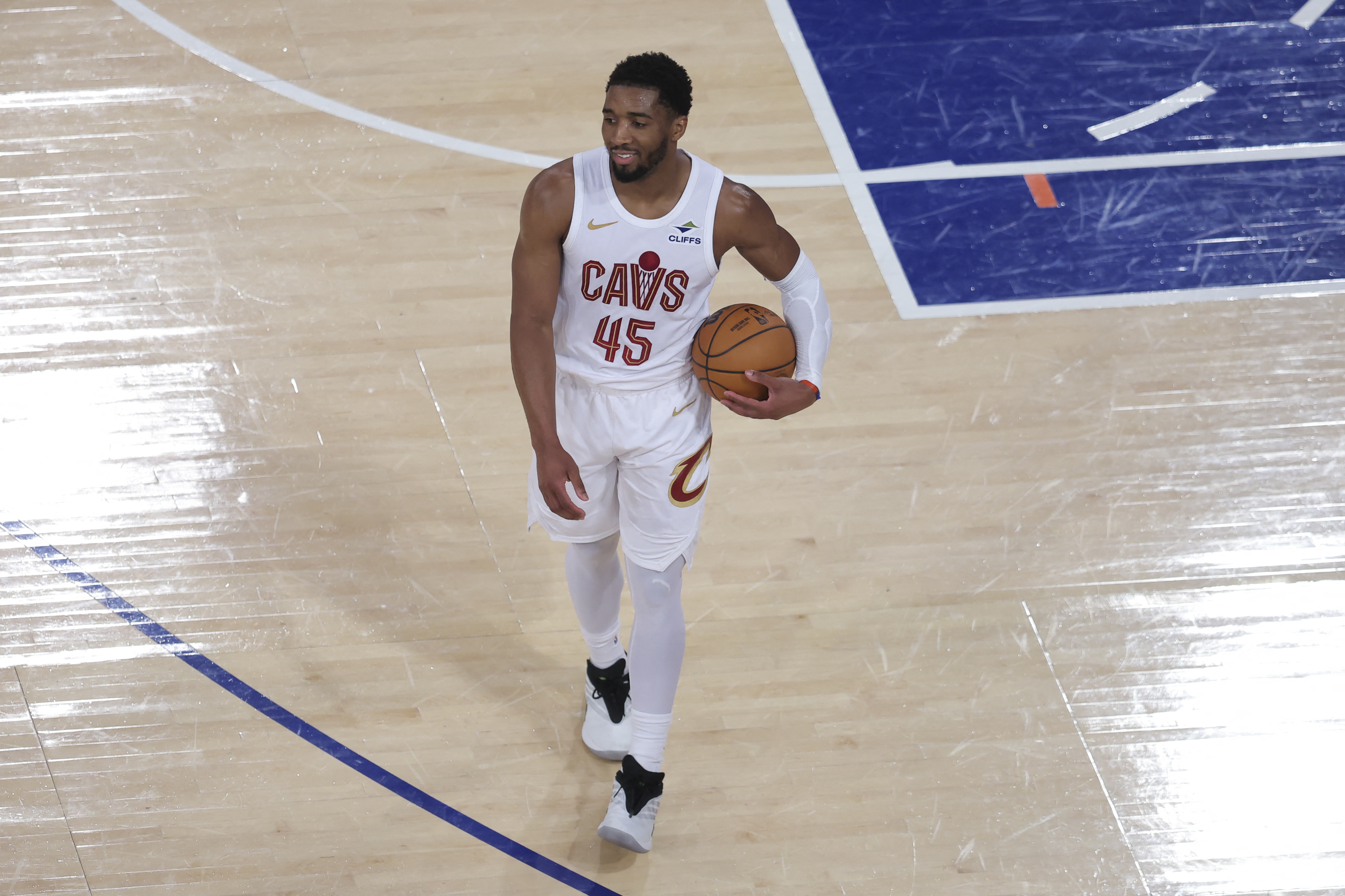 新赛季NBA15大垃圾合同:恩比德登顶,特雷·杨居次席 新赛季NBA15大垃圾合同:恩比德登顶,特雷·杨居次席
